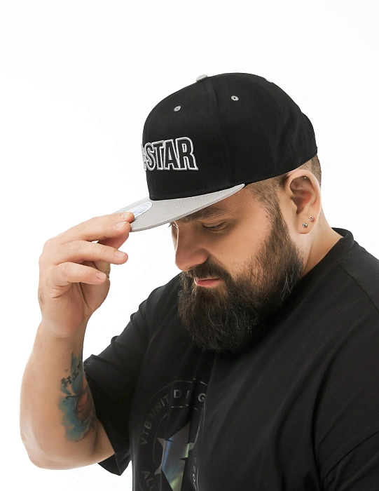 Снэпбэк черный